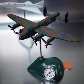 Dakota Aeroplane Die cast Quartz Collectors Miniature Desk Clock 
